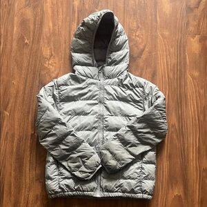 Uniqlo boys Gray Puffer Jacket with Hood 11-12